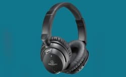 Headset é o melhor que já passou pelo INFOlab