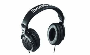 Fone de ouvido Bomber HB01 tem bons graves e é ótimo para ouvir heavy metal