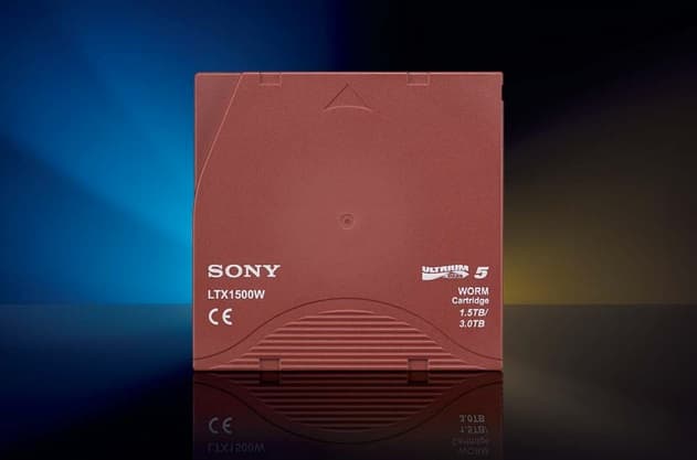 Sony desenvolve tecnologia de fita cassete de 185TB