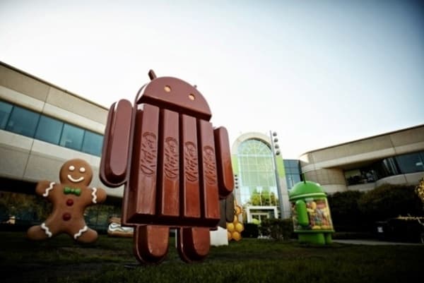 Motorola Razr D1 e D3 começam a receber atualização para Android KitKat