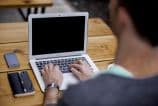 Governo brasileiro lança programa de apoio a desenvolvedores de software