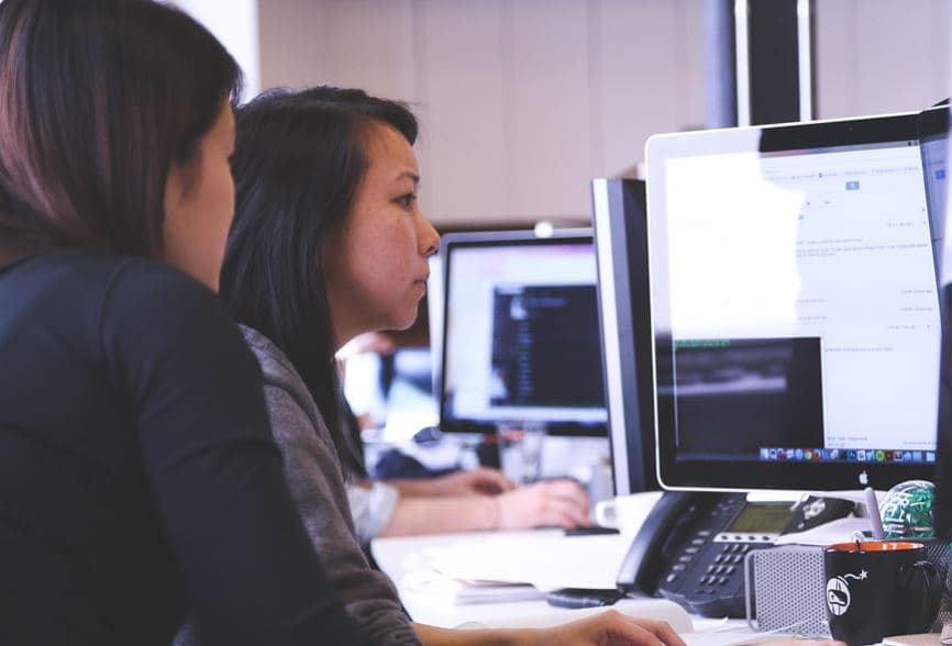 A importância de incentivar a participação das mulheres no mercado de tecnologia
