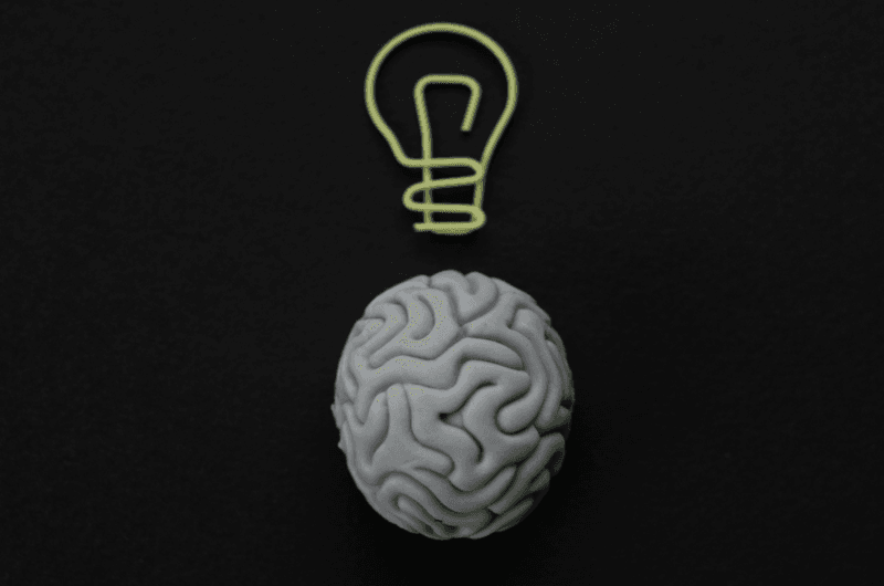 Inteligência artificial já é parte do dia a dia de 74% das MPMEs brasileiras