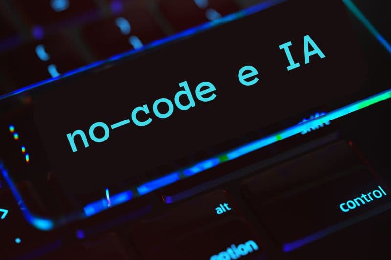 Sem código, com inteligência: futuro digital passa pela integração entre no-code e IA