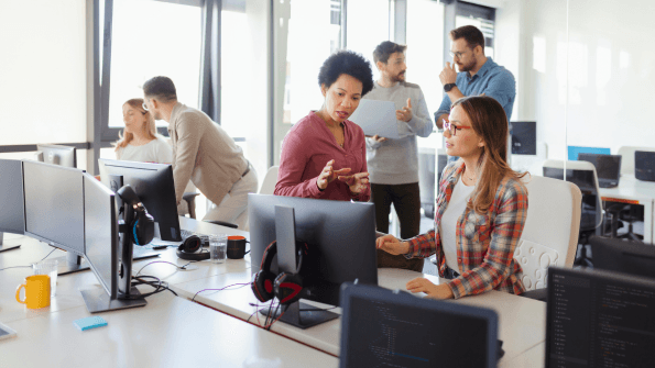 Brasil exporta desenvolvedores enquanto enfrenta escassez de mão de obra em tecnologia