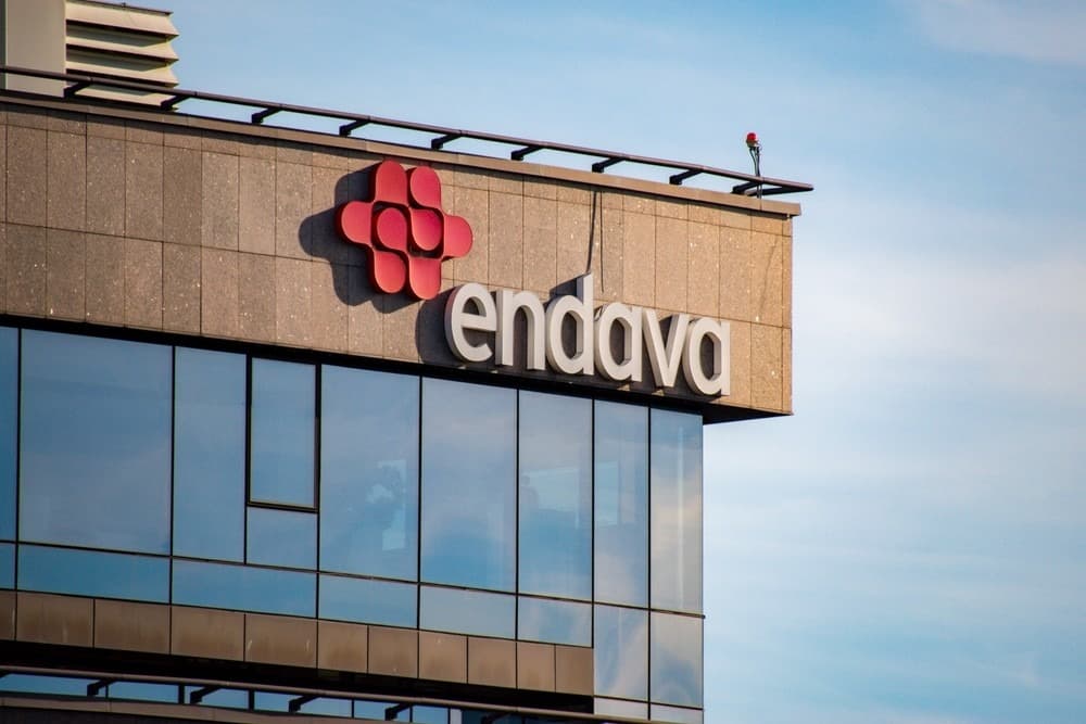 Endava aposta em agentes de IA para desenvolvimento de software