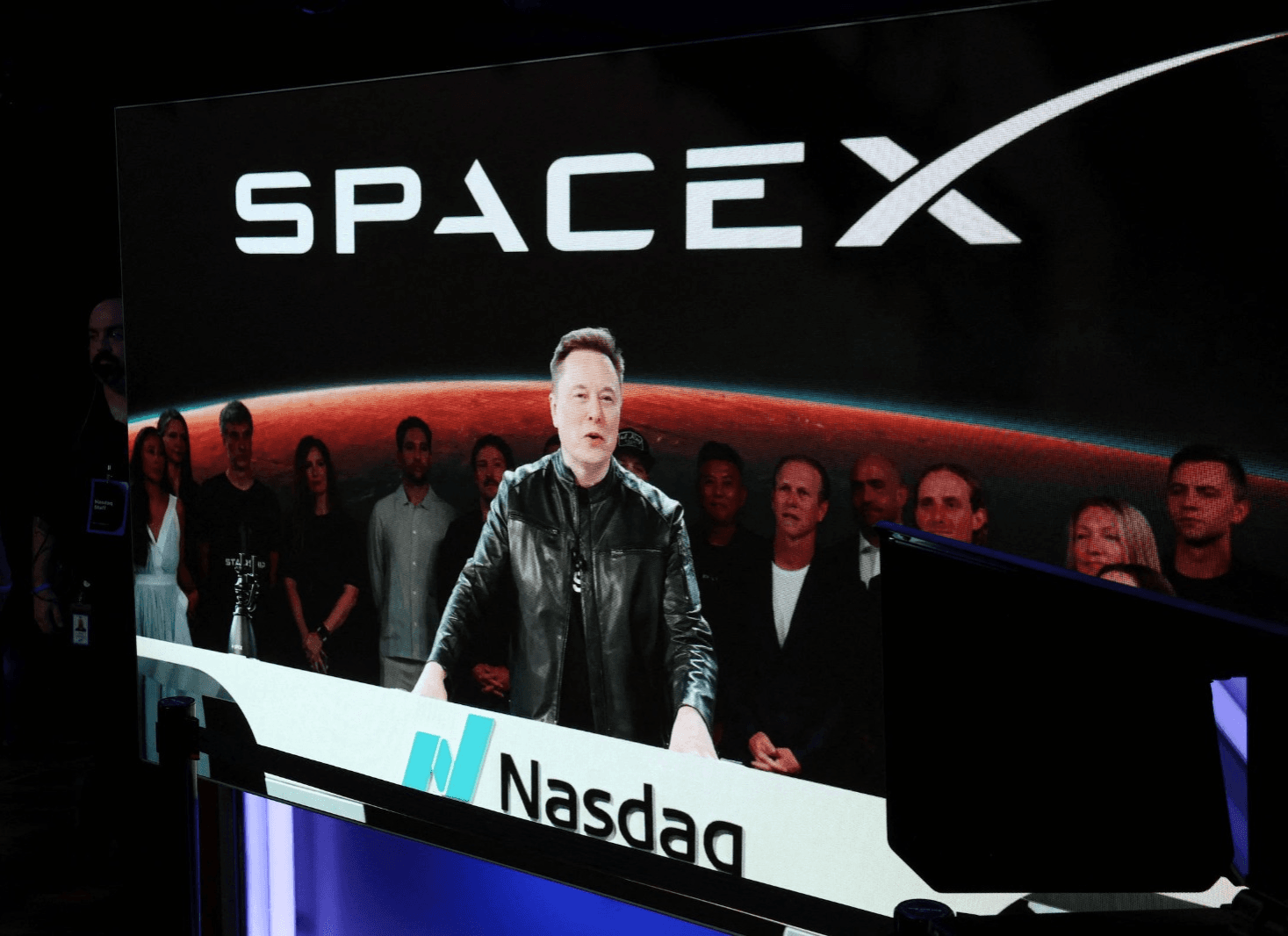 SpaceX entra no mercado de ferramentas dev e compra Cursor