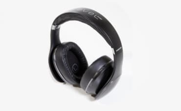 Fones de ouvido Samsung Level-Over Wireless são confortáveis e têm boa qualidade sonora