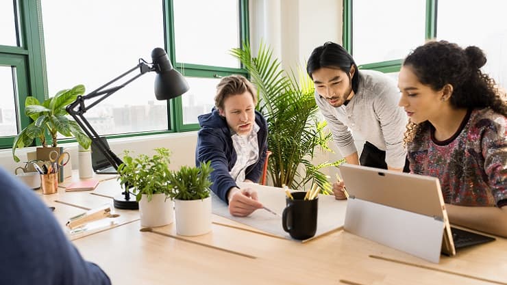 Microsoft capacita 1.4 milhão de pessoas na América Latina e continuará a oferecer cursos gratuitos até 2025