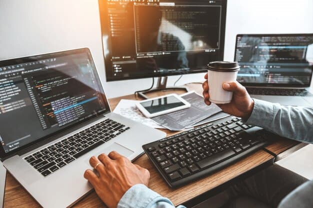 Brasileiros passam mais de 41 anos conectados na internet, aponta NordVPN