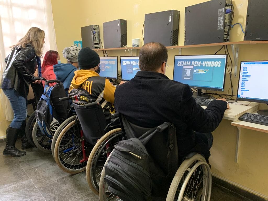 Instituto Educ360° realiza jornada especial de capacitação em TI, voltada a pessoas com deficiência