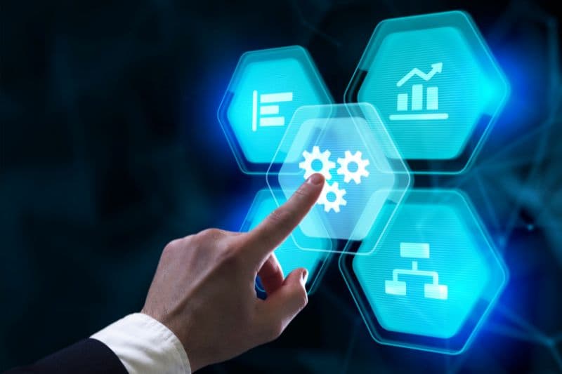 O Impacto das novas tecnologias e automação no avanço da sociedade brasileira