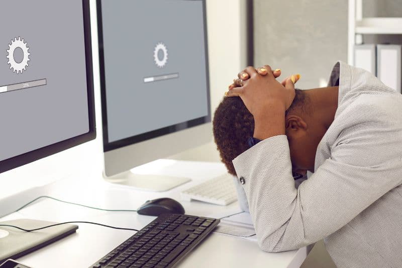 Manutenção de software no recesso: dicas de segurança e monitoramento